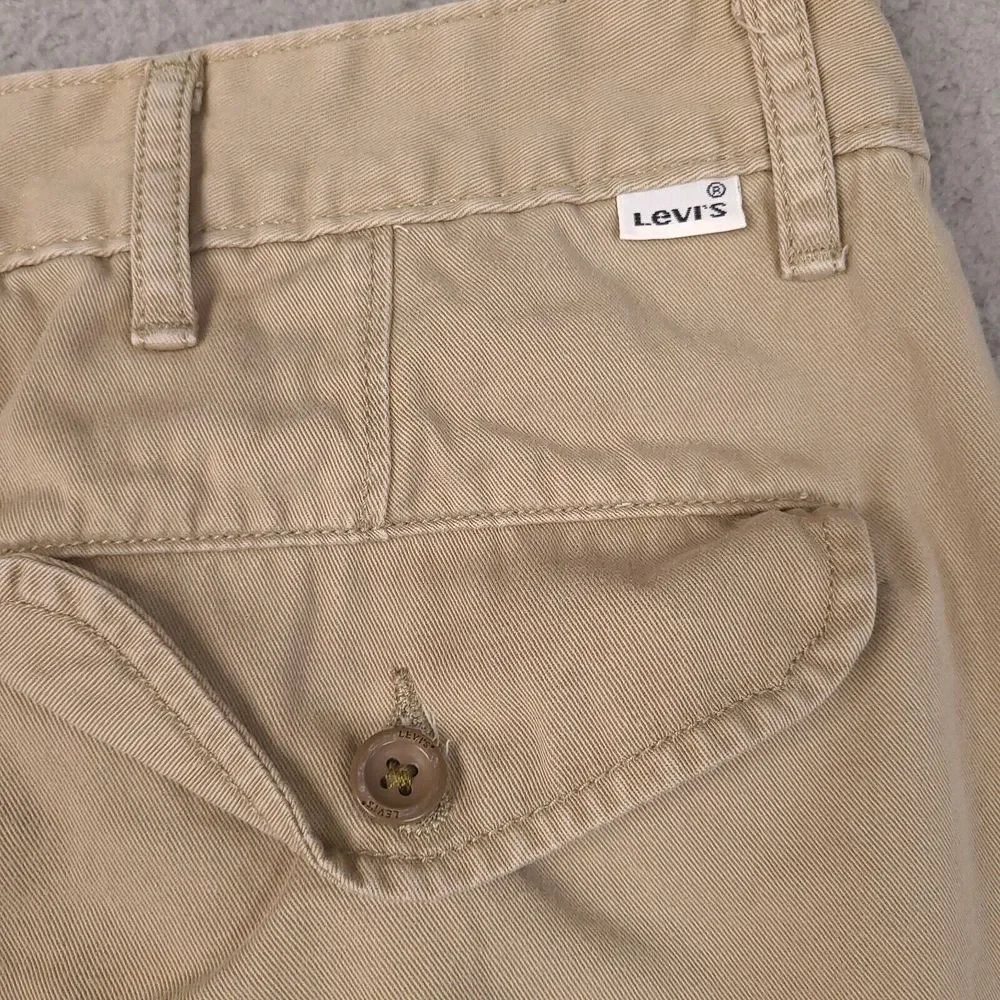 Levis Shorts Mens 37 Brown‎ Tan Cargo Pockets 100% Cotton Outdoor White Tab